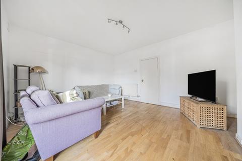 4 bedroom apartment to rent, Hope Street Battersea SW11