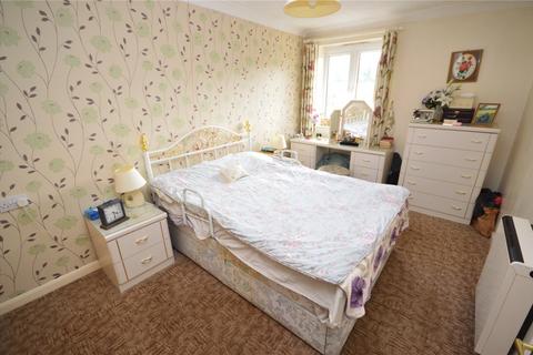 1 bedroom apartment for sale, Old Bedford Road, Luton, Bedfordshire, LU2