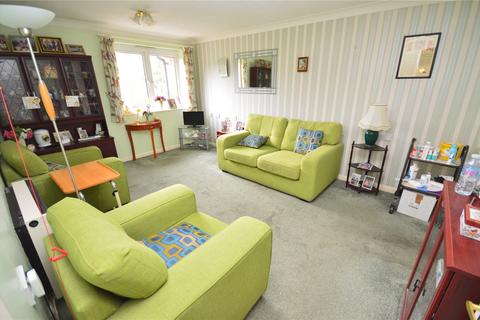 1 bedroom apartment for sale, Old Bedford Road, Luton, Bedfordshire, LU2