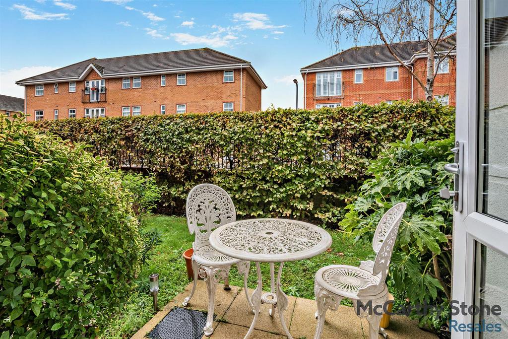 8668958-exterior01-800.jpg