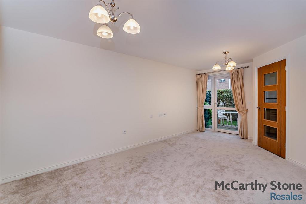 8668958-interior07-800.jpg