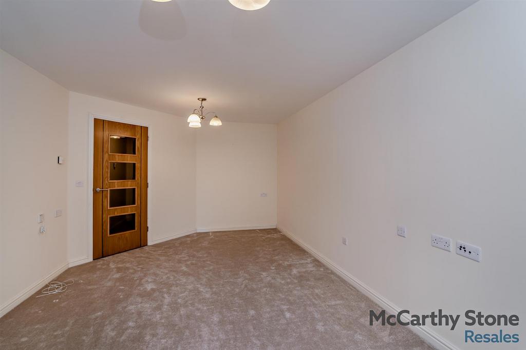 8668958-interior18-800.jpg