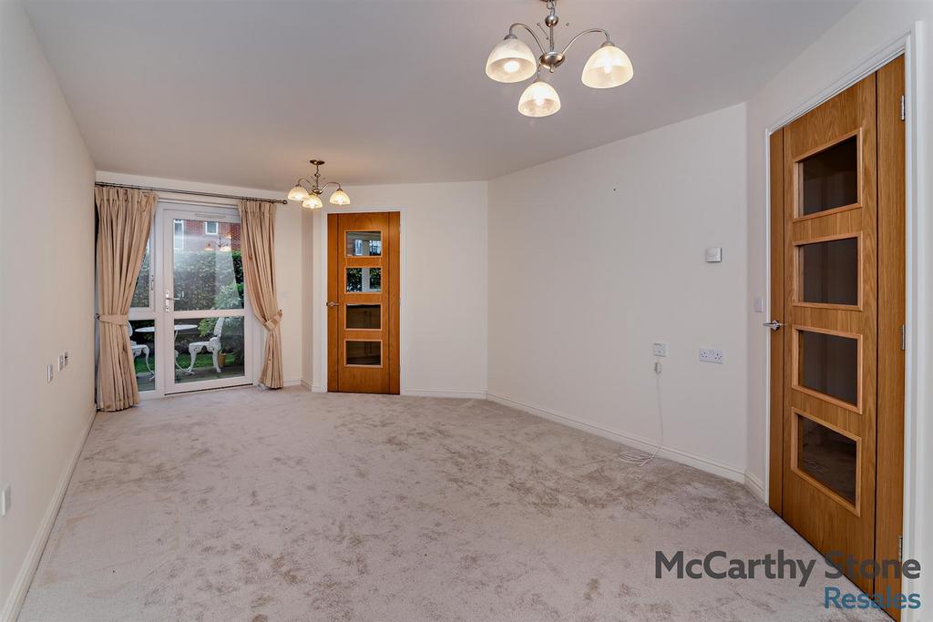 8668958-interior08-800.jpg