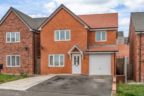 4 bedroom detached house for sale, Ingram Close, Brockhill, Redditch, Worcestershire, B97