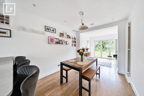 141 Evelyn Avenue, Ruislip, HA4 8AB