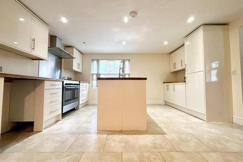 4 bedroom detached house for sale, New Path, Fordham CB7