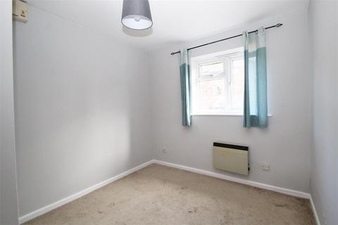 2 bedroom apartment to rent, Kaybridge Close, High Wycombe HP13