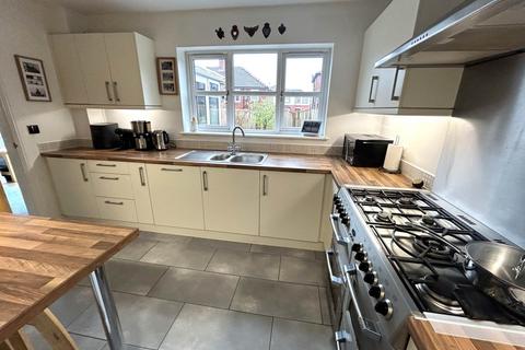 4 bedroom detached house for sale, Parkside Farm, Oldham OL9