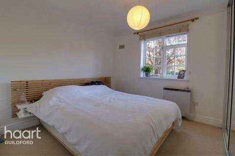 1 bedroom maisonette to rent, Chesham Road, Guildford