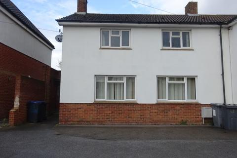 3 bedroom semi-detached house to rent, Island Road, Sturry CT2