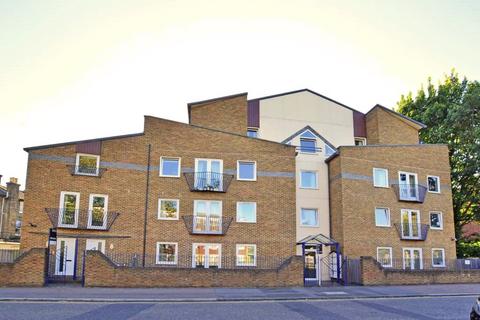 1 bedroom apartment for sale, Dacre Park, Lewisham, London, SE13