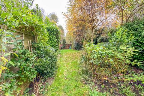 21 Maris Green, Great Shelford, Cambridge, CB22 5EE
