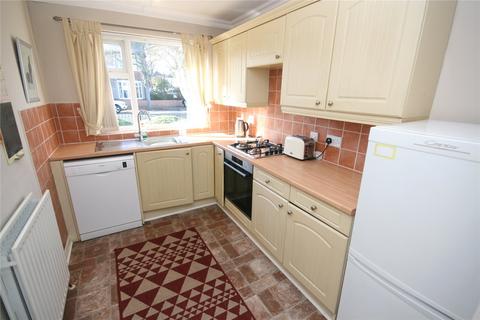 2 bedroom bungalow for sale, Dene Gardens, Monkseaton, NE25