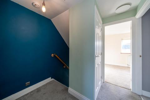 148 Long Chaulden, Hemel Hempstead, HP1 2JL