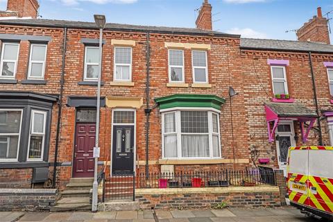 4 bedroom terraced house for sale, Corporation Road, Darlington