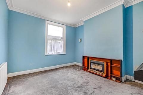 4 bedroom terraced house for sale, Corporation Road, Darlington