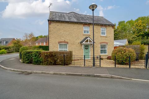 3 bedroom semi-detached house for sale, Melstock Road, Swindon, Wiltshire