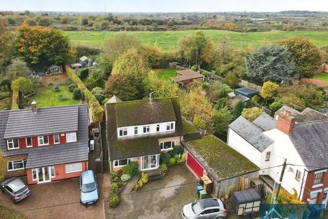 4 bedroom detached house for sale, Sutton Lane, Sutton In The Elms