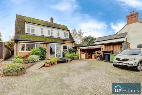 4 bedroom detached house for sale, Sutton Lane, Sutton In The Elms