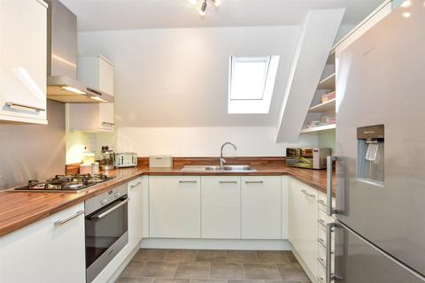 2 bedroom flat for sale, Brunswick Place, Emsworth, Hampshire