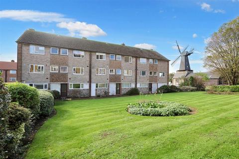 2 bedroom flat for sale, Holmes Avenue, Hove