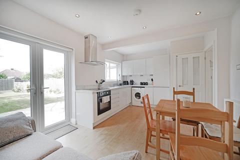 3 bedroom semi-detached house for sale, Stroud Road, Shirley, B90