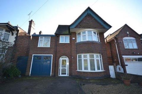 5 bedroom detached house to rent, Victoria Park Road, Leicester