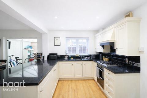 undefined, Redwood Drive, Basildon