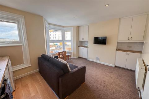 1 bedroom apartment for sale, Peel Terrace, Scarborough YO12