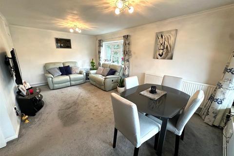 3 bedroom apartment for sale, Field Road, Feltham