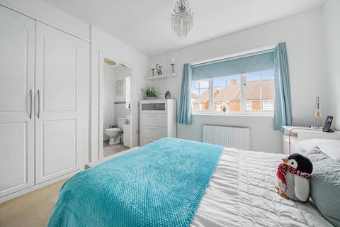 3 bedroom end of terrace house for sale, Rose Walk, Sittingbourne, Kent, ME10