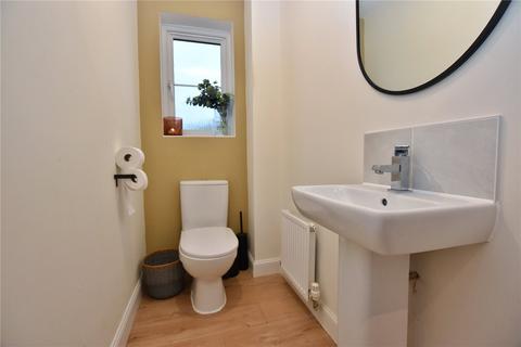 2 bedroom end of terrace house for sale, Hattersley Road West, Hyde, Greater Manchester, SK14