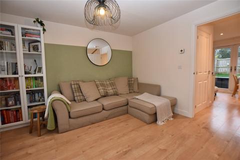 2 bedroom end of terrace house for sale, Hattersley Road West, Hyde, Greater Manchester, SK14