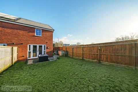 2 bedroom end of terrace house for sale, Hattersley Road West, Hyde, Greater Manchester, SK14