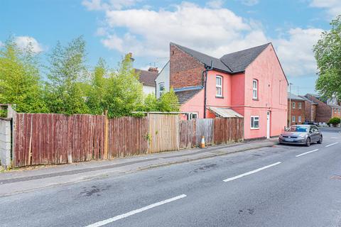 3 bedroom house for sale, Newport Road, Aldershot GU12