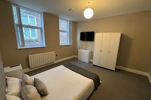 1 bedroom flat to rent, Bedford Chambers