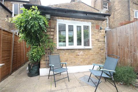 3 bedroom terraced house to rent, Felix Road, Ealing, W13