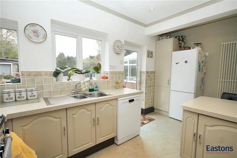 8 Copley Way, Tadworth, KT20 5QS