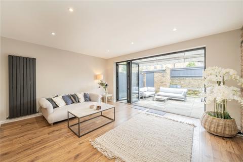 4 bedroom terraced house for sale, London SW4