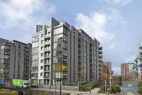 2 bedroom apartment to rent, Waterside Way, Greater London N17