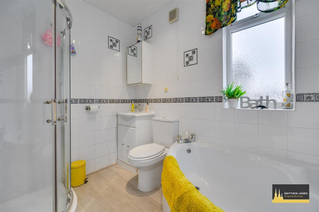 Family Shower Room