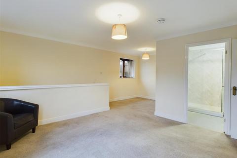 1 bedroom apartment for sale, 23 Tudor Court, Porthill, Newcastle-under-Lyme, Staffordshire, ST5 8RR