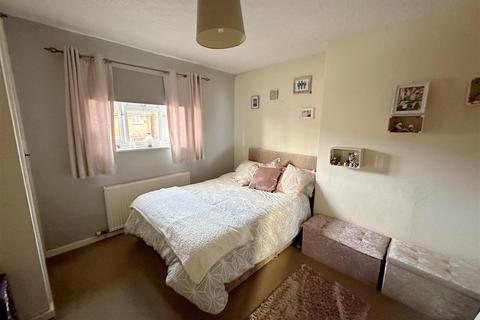 16 Crompton Avenue, Bidford On Avon, Alcester, B50 4DG
