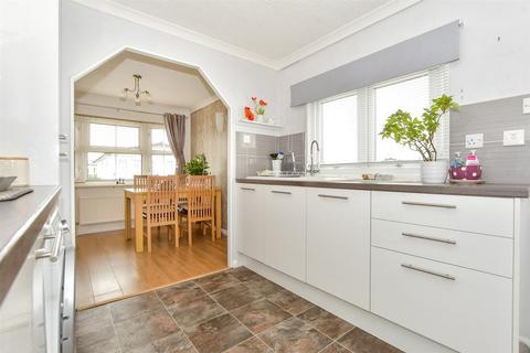 2 bedroom park home for sale, Oaktree Close, Bognor Regis, West Sussex