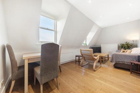 2 bedroom flat to rent, Dalberg Road, SW2