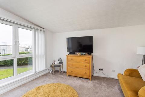 2 bedroom terraced house for sale, Whitelaw Drive, Bathgate