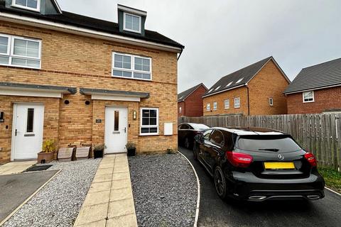 3 bedroom semi-detached house for sale, Waterton Close, Methley, Leeds