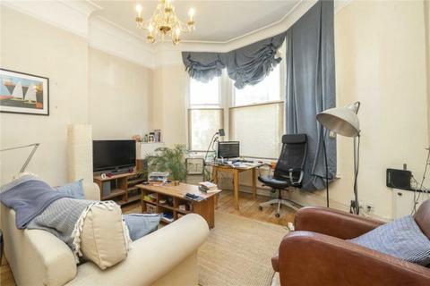 2 bedroom flat to rent, Sinclair Road, London W14