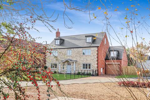 6 bedroom house for sale, Kineton Road, Gaydon, Warwick