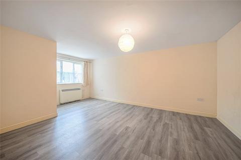 2 bedroom flat to rent, Arthur Road, Surrey GU9